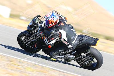 media/Oct-15-2023-TrackXperience (Sun) [[85198ff50b]]/Group 2/session 4 turn 3/